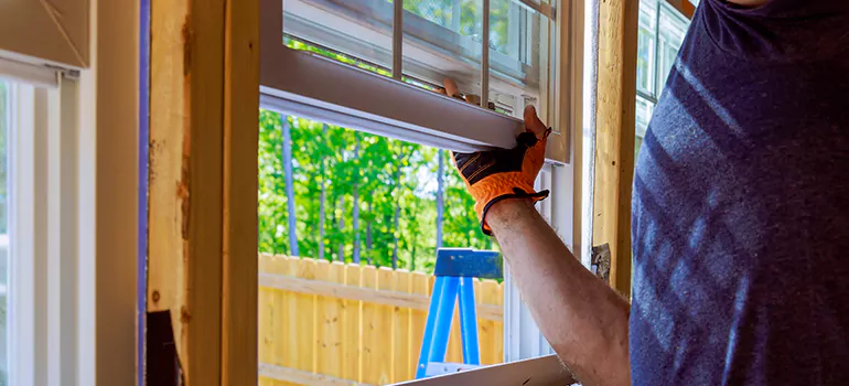 >Bay Window Curtain Rail Track in Fort Myers, FL