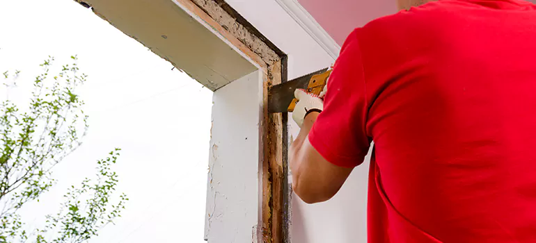 Residential Accordion Door Repair in Fort Myers, FL