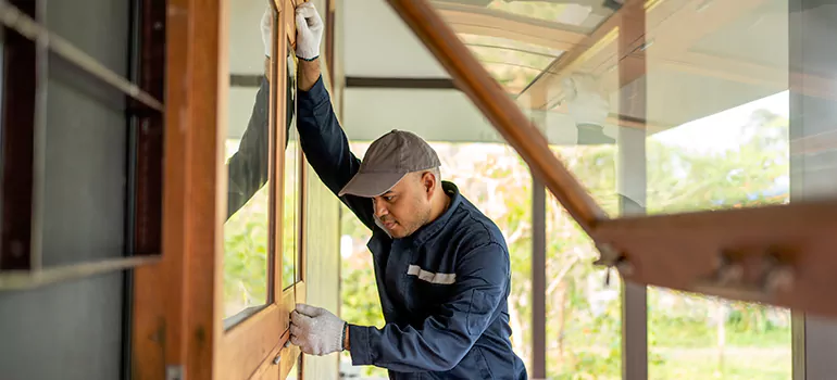 Double Hung Vinyl Window Sash Replacement in Fort Myers, FL